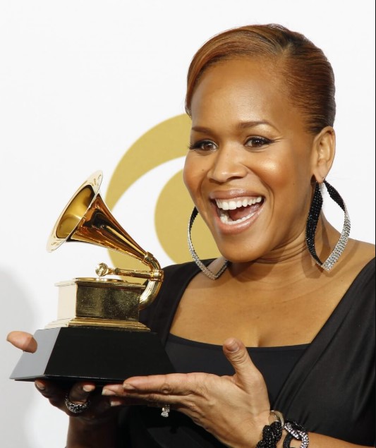  Tina Campbell