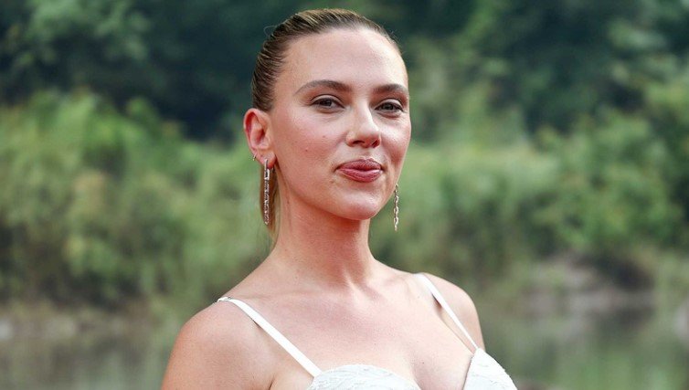 Scarlett Johansson
